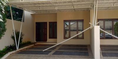 Dipasarkan Rumah 2 Lantai Siap Huni dan Strategis