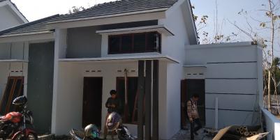 PINGGIR JALAN UTAMA  Detail info dan cek lokasi hub kami: Ara 088215746130 WA
