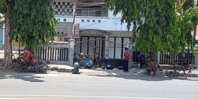 Jual Rumah Lokasi Strategis Jalan Utama Kota Cirebon Jual Rumah Lokasi Strategis Jalan Utama Kota Cirebon