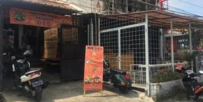Rumah cocok untuk usaha di pinggir jalan sarijadi 