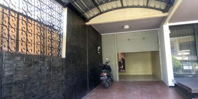 Rumah Lokasi Elit Tenang di Malang