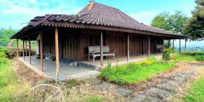 Dijual Rumah Joglo Siap Huni Kemuning Karanganyar