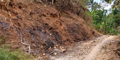 Tanah Murah 1700m2 100Jt Jenawi Karanganyar