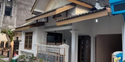 DIJUAL RUMAH KELUARGA Lokasi Jaten, Karanganyar