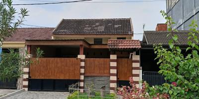 JUAL RUMAH STRATEGIS SIAP HUNI DI KOTA BARU DRIYOREJO GRESIK