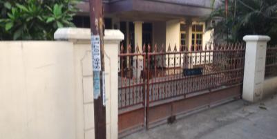 Di jual 1 Unit rumah, dan tanah kosong (1 hamparan) Lokasi jaka sampurna, bekasi barat, bekasi