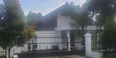 Dijual Rumah di Komplek Pertanian Loji Bogor