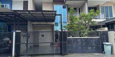 Dijual Rumah Bagus di Perumahan Taman Modern, Jakarta Timur