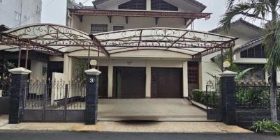 Dijual Rumah 2 Lantai di Rempoa, Tangerang Selatan