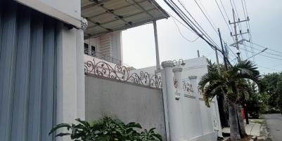 Dijual Rumah Bagus di Manyar Rejo, Surabaya