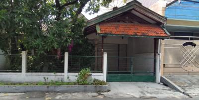 Dijual Rumah Kosong di Jalan Semolowaru, Surabaya