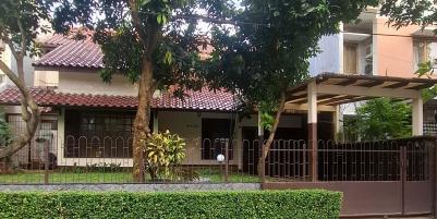 Dijual Rumah Kosong di Bintaro Jaya Sektor 1, Jakarta Selatan