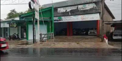 Dijual Showroom di Jalan Pangeran Cakrabuana, Kabupaten Cirebon