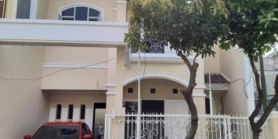 Rumah Cantik Semi Furnished Siap Huni Di Perumahan Graha Indah Gayung Kebonsari Surabaya