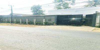 VILLA MODERN NUANSA BALI LENGKAP DENGAN KOLAM RENANG DI JL. RAYA BANJARAN – PANGALENGAN BANDUNG