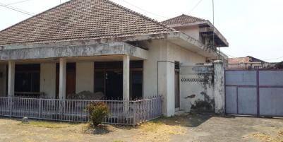 Jual Rumah dan Gudang Bekas Pabrik Daerah Kemasan Kota Kediri