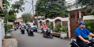 Dijual Cepat (BU) Rumah Mewah di Matraman - Utan Kayu Selatan - Jakarta Timur...Jl. Sekip Ujung...(Sayap Jl. A.YANI - cuma 50 meter)