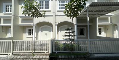 Rumah 2 Lantai 6x10 di Green View Nine Pandaan