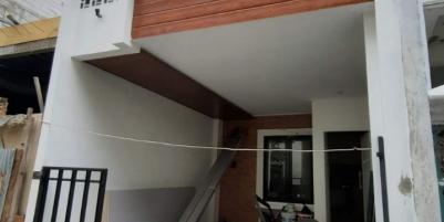 Rumah 2lantai strategis Salemba Jakarta Pusat 