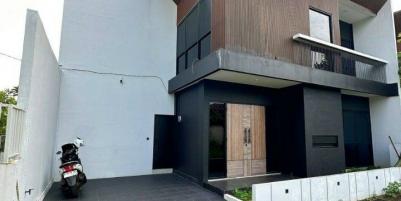 Rumah baru siap huni Caman Jatibening Kota Bekasi 