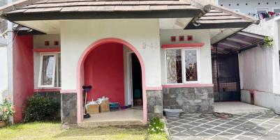 Rumah Dijual di Cimahi Dekat RSUD Cibabat, Pemkot Cimahi, Yogya Plaza Cimahi, Cimahi Mall, Kampus UNJANI