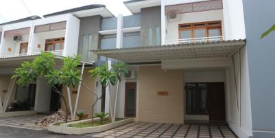 Rumah Keluarga  Siap Huni Di TB Simatupang Jakarta Selatan