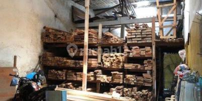 Dijual Tempat Usaha di Raya Semolowaru, Surabaya