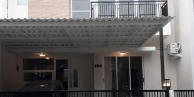 Dijual Rumah di Griya Asri Pakuwon City, Surabaya Timur
