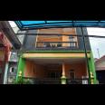 KOST 13 KAMAR PENUH TERISI  DEKAT KAWASAN PERKANTORAN DAN KOMERSIAL DI TEBET JAKARTA SELATAN