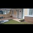RUMAH GAYA AMERICAN CLASSIC 3 KAMAR TIDUR DUA KAMAR MANDI DENGAN CARPORT DI ARCAMANIK BANDUNG