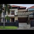 Rumah Graha Famili Surabaya | Great Home For Extended Family