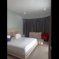 RUMAH GAYA YUNANI MODERN DENGAN SWIMMING POOL DI RESORT DAGO PAKAR BANDUNG