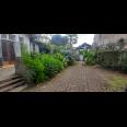 RUMAH HITUNG TANAH UNTUK KOMERSIAL BERBAGAI SEKTOR JASA DAN NIAGA DI JL. IR. H. JUANDA DAGO BANDUNG