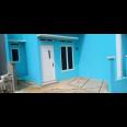 Rumah biru masih baru di Cilodong