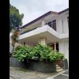 rumah 2 lantai depan jalan raya cipete jaksel