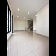 Rumah 2 lantai ready stock dekat lrt Cikunir Jatibening Bekasi