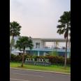 Kost Eksklusif Khusus Putra di Alesha House BSD Tangerang Bisa Berenang Sepuasnya