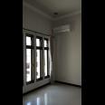 Sewa Rumah Apik, Siap Huni Royal Residence, Kensington, Wiyung, Surabaya.