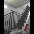 DI JUAL KOST + TOKO Lokasi Strategis di Jalan RAYA SEMOLOWARU  