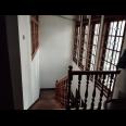 Dijual Rumah 2 Lantai di Gayungsari Barat, Surabaya