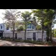 Dijual Rumah Hook Mewah di Taman Kebon Jeruk Intercon, Jakarta Barat