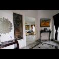 Dijual Rumah Hook Mewah di Taman Kebon Jeruk Intercon, Jakarta Barat
