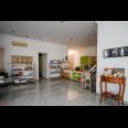 Dijual Rumah Hook Mewah di Taman Kebon Jeruk Intercon, Jakarta Barat