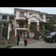 Rumah Mewah 2 Lantai di Komplek Alamanda Dago Bandung