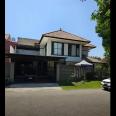 Disewakan Rumah Hook Bagus di Graha Famili, Surabaya