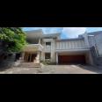 RUMAH MEWAH TANAH LUAS SUPER MURAH VIEW TAMAN DI SAYAP Jl. SUPRATMAN BANDUNG
