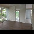 Rumah Baru Minimalis Ciamik di Graha Family Kota Surabaya