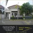 Rumah Central Park, Gunung Anyar Surabaya | Idyllic Family Home