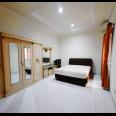 Dijual / Disewakan Rumah Full Renovasi Lokasi Tenggilis Surabaya