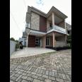 Rumah baru hook plus rooftop di Cibubur Ciracas Jakarta Timur 